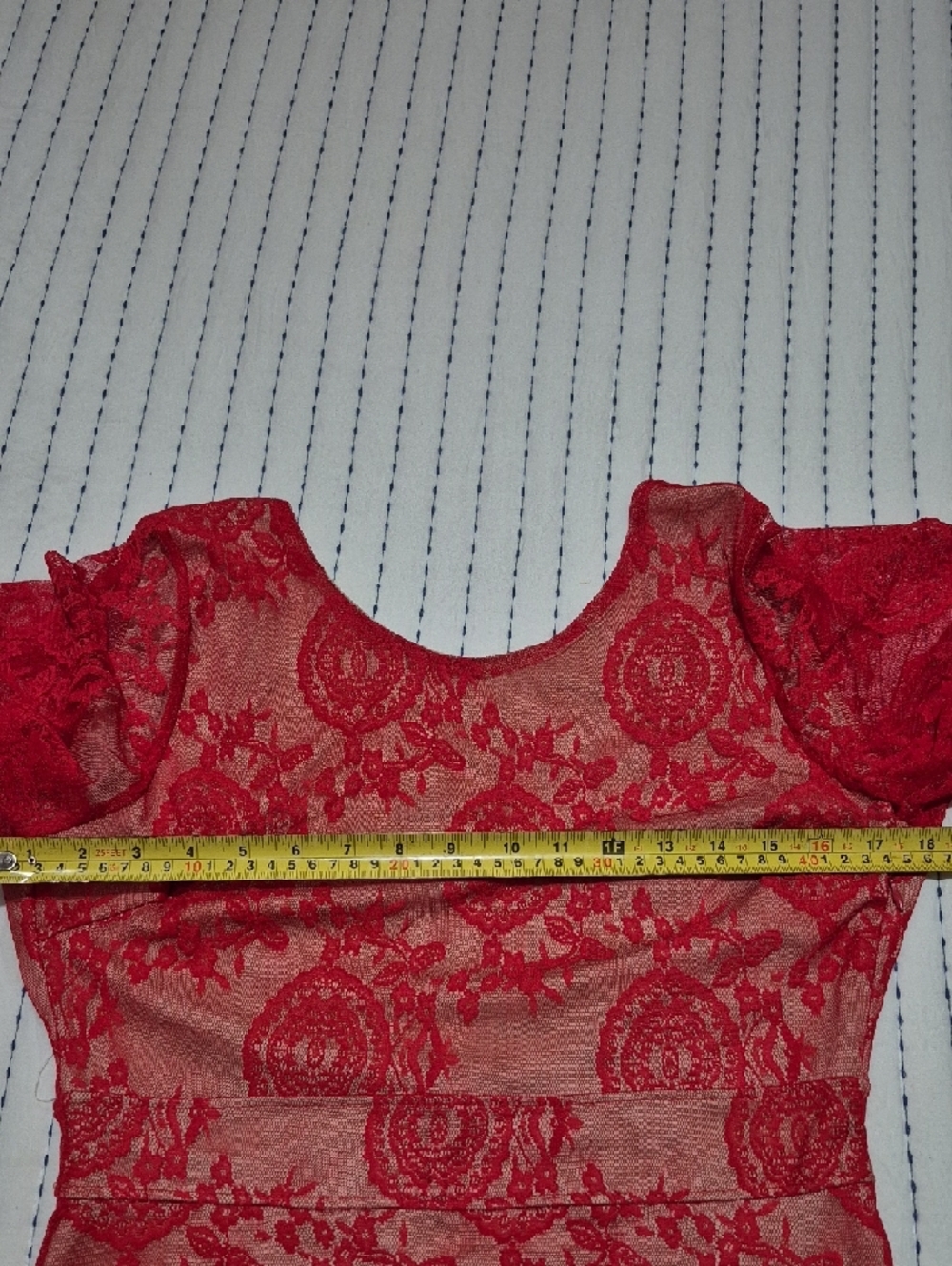 Charlotte Russe Red Lace Short Sleeve Mini Dress - Picture 3 of 5
